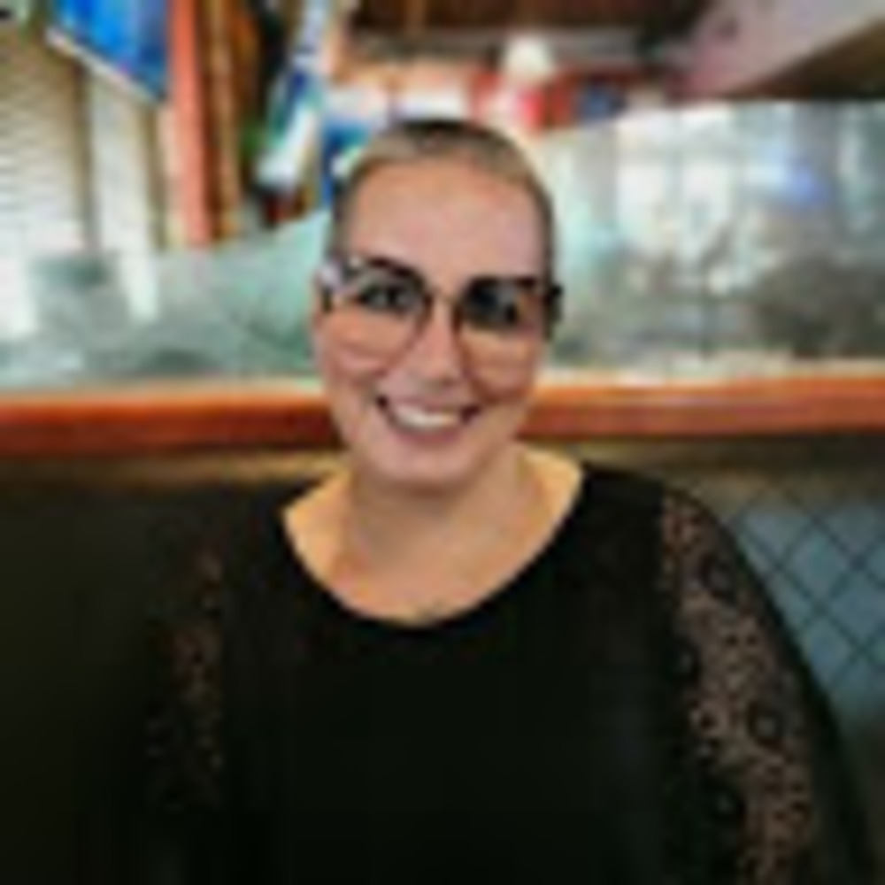 Meet your Posher, Pamela